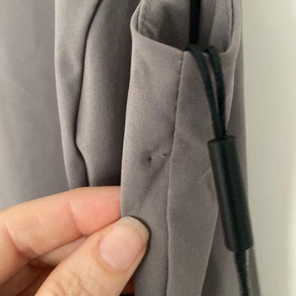 Brand new. Calvin Klein Commuter V-Neck Cropped Jumpsuit (Size 4) - Picture 7 of 7